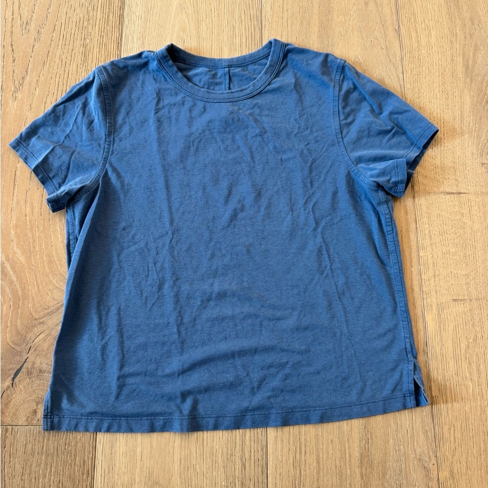 Lululemon classic fit cotton blend tee in pitch blue